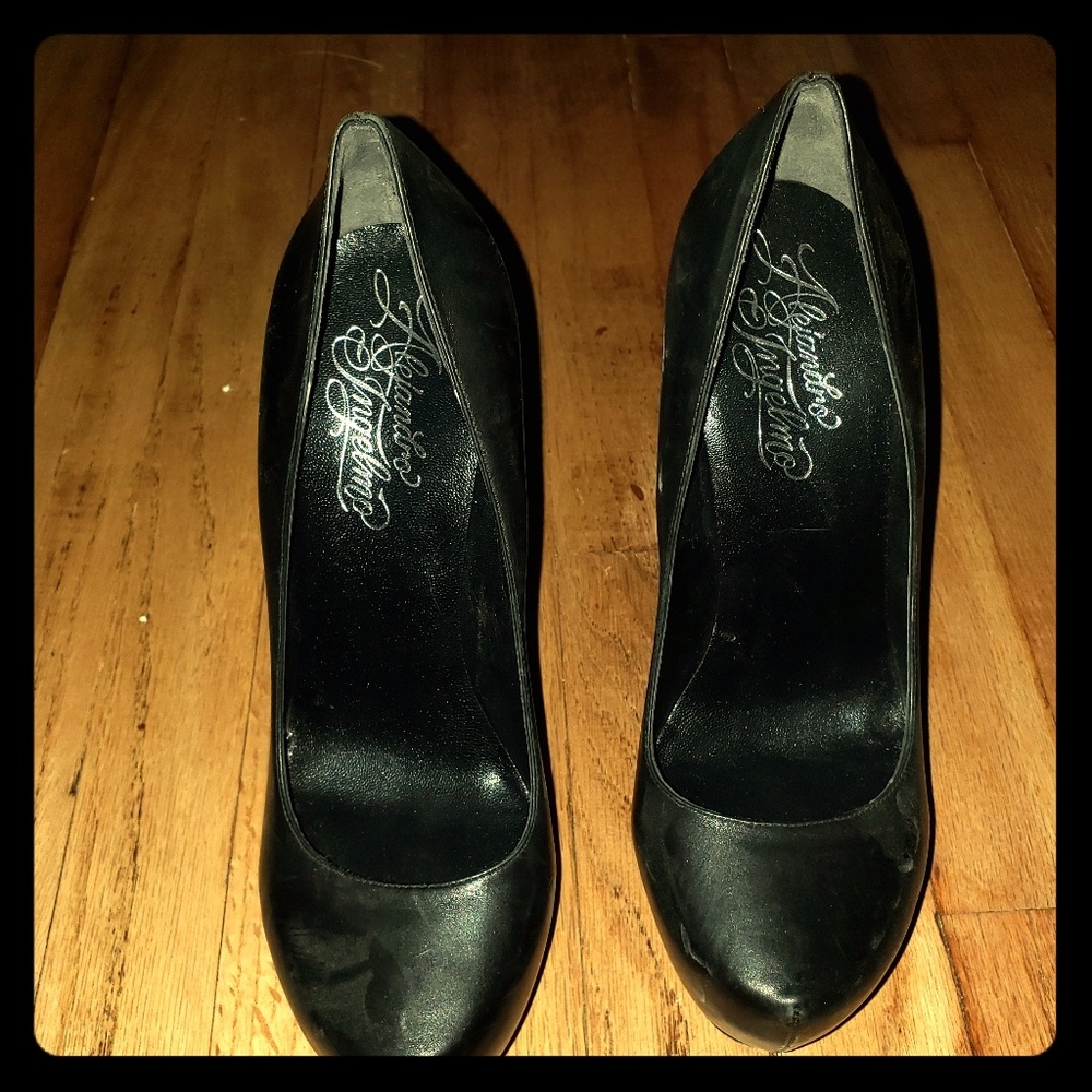 Alejandro ingelmo pumps